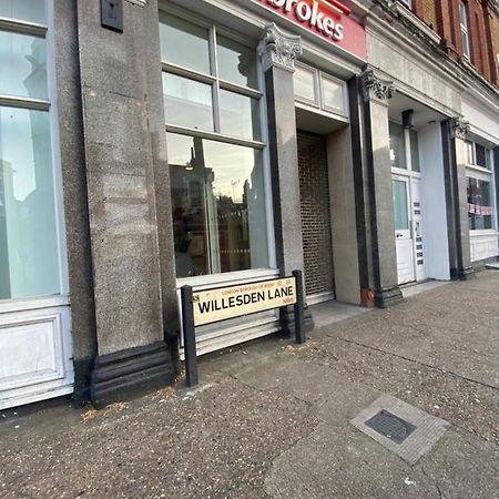 30 Willesden Lane London Kültér fotó