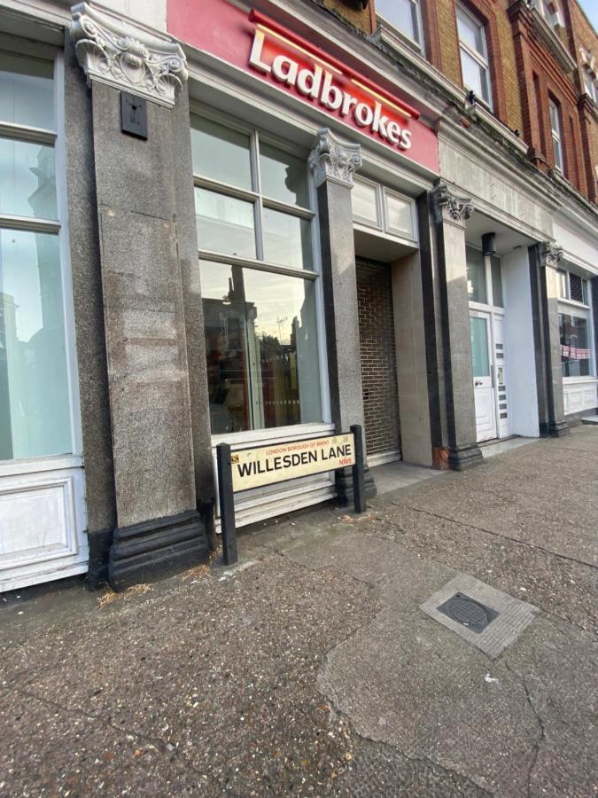 30 Willesden Lane London Kültér fotó